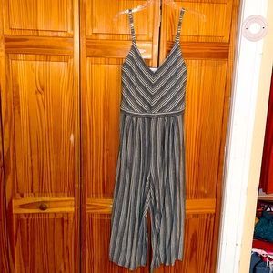 Charming Charlie Jumpsuit/Romper Culottes L